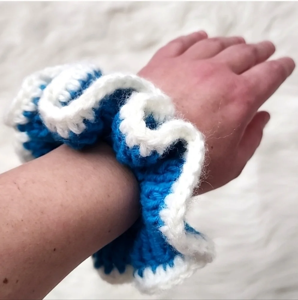 Handmade Large Textured Crocheted Scrunchies Ponytail Holder Hair Tie - New